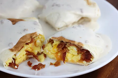 smothered_breakfast_wraps_2