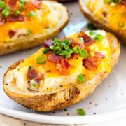 How to Cook Baked Potatoes in the Microwave