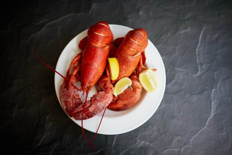 How to Cook Lobster Tails on the Grill