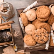 Oatmeal and chocolate cookies