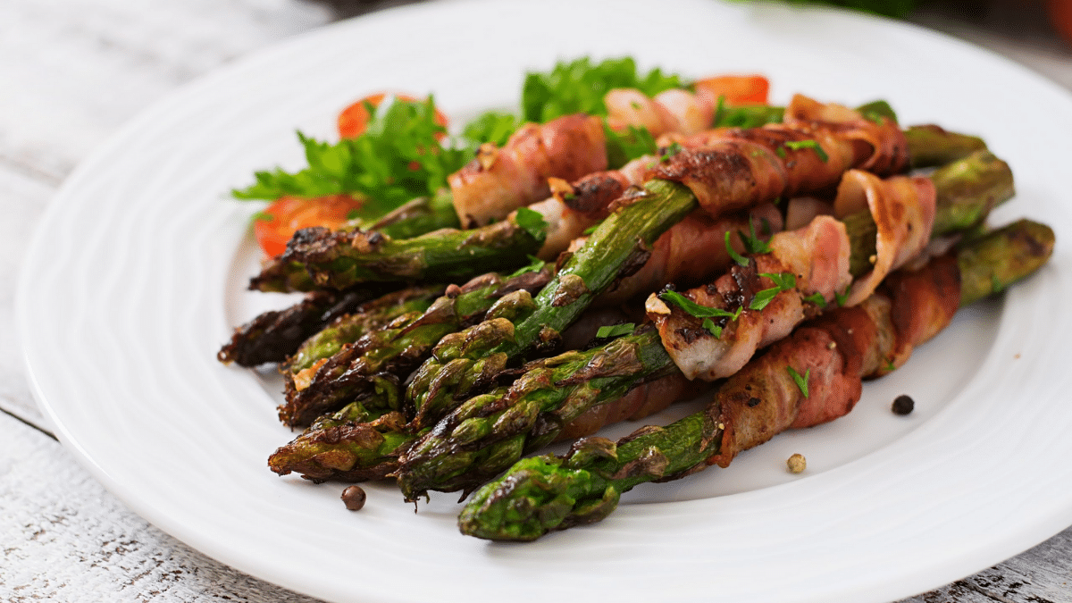 How to Cook Asparagus in the Oven at 350F
