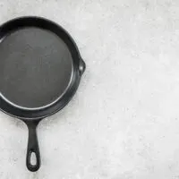 How To Clean Cast Iron Skillet After Cooking11111