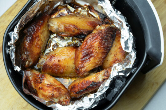 How To Cook Chicken Wings In An Air Fryer (3)