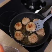 How Long To Cook Meatballs On The Stove (3)